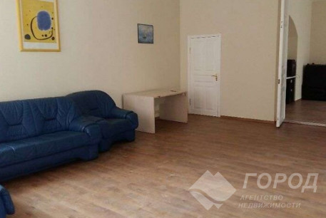 Сдам 4-х кімнатну квартиру, Центр, Университет метро, Код: 805562/1