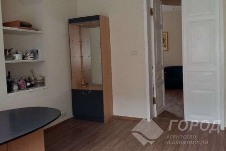 Сдам 4-х кімнатну квартиру, Центр, Университет метро, Код: 805562/1