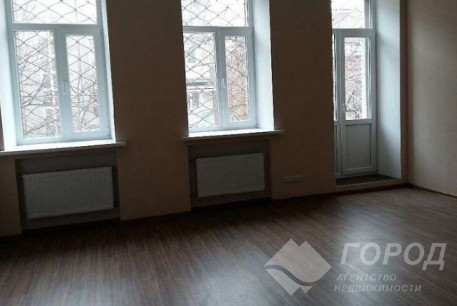 Сдам 4-х кімнатну квартиру, Центр, Университет метро, Код: 805562/1