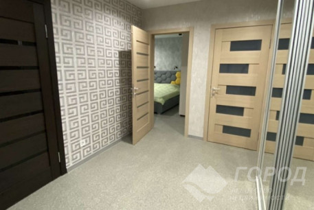 Продам 3-х кімнатну квартиру, ХТЗ, Масельского метро, Код: 805610/4