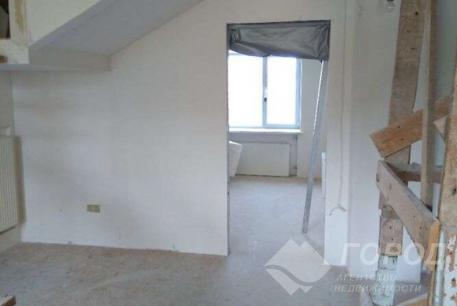 Продам 5-и кімнатну квартиру, Сосновая Горка, Код: 805640/1