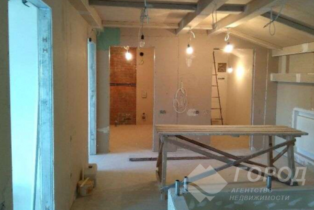 Продам 5-и кімнатну квартиру, Сосновая Горка, Код: 805640/1