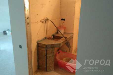 Продам 5-и кімнатну квартиру, Сосновая Горка, Код: 805640/1