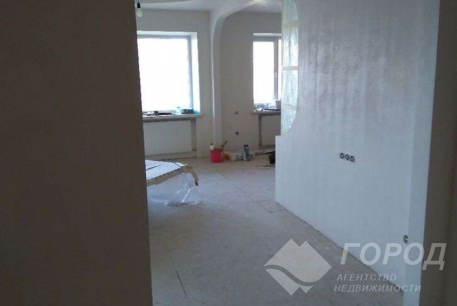 Продам 5-и кімнатну квартиру, Сосновая Горка, Код: 805640/1