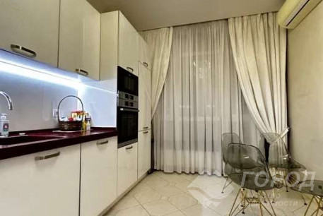 Сдам 2-х кімнатну квартиру, Центр, Код: 805643/1