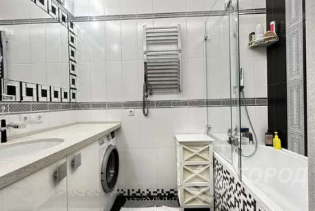 Сдам 2-х кімнатну квартиру, Центр, Код: 805643/1