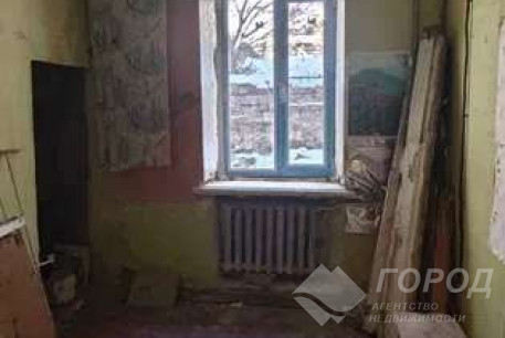 Продам 4-х кімнатну квартиру, Центр, Код: 805675/1