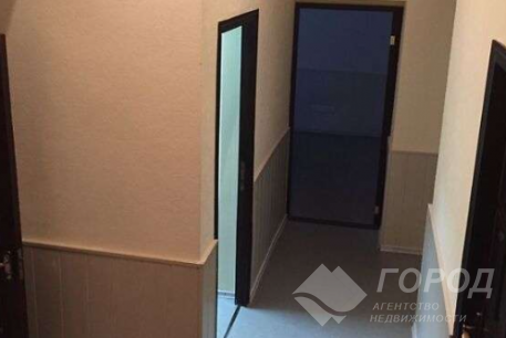 Продам 4-х кімнатну квартиру, Центральный рынок, Код: 805678/1