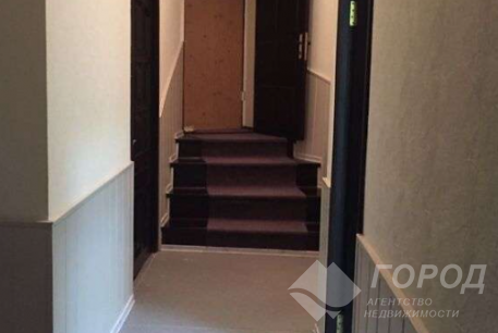 Продам 4-х кімнатну квартиру, Центральный рынок, Код: 805678/1