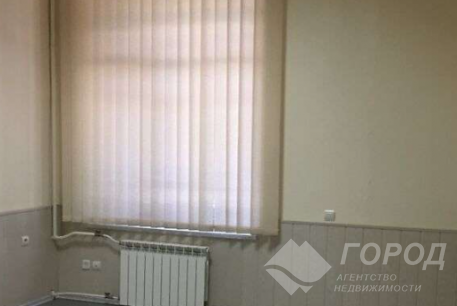 Продам 4-х кімнатну квартиру, Центральный рынок, Код: 805678/1