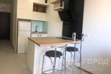 Продам 1-кімнатну квартиру в новобудові, Центр, Код: 805765/1