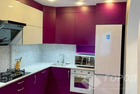 Продам 3-х кімнатну квартиру, Рогань, Роганский ж/м, Код: 805790/1