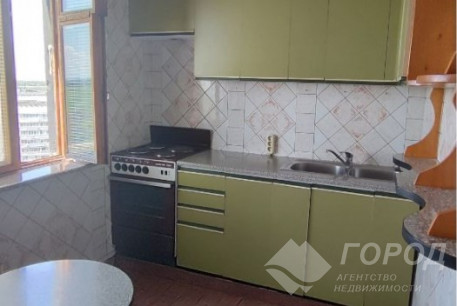 Продам 2-х кімнатну квартиру, Рогань, Роганский ж/м, Код: 805851/5