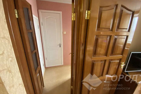 Продам 2-х кімнатну квартиру, Рогань, Роганский ж/м, Код: 805876/1