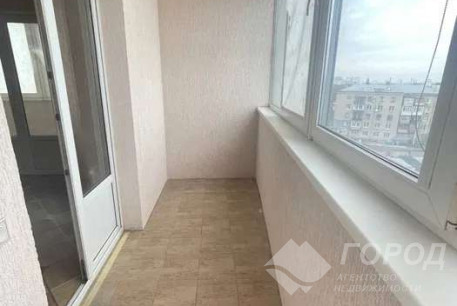 Продам 3-х кімнатну квартиру в новобудові, Центр, Код: 805877/1