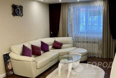 Продам 3-х кімнатну квартиру, Рогань, Код: 805878/1