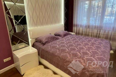 Продам 3-х кімнатну квартиру, Рогань, Код: 805878/1