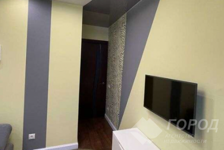 Продам 3-х кімнатну квартиру, Рогань, Код: 805878/1