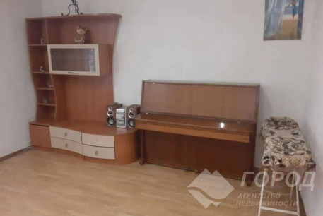 Продам 2-х кімнатну квартиру, Алексеевка, Код: 805879/1