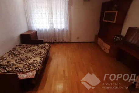 Продам 2-х кімнатну квартиру, Алексеевка, Код: 805879/1