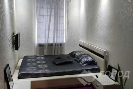 Продам 3-х кімнатну квартиру, Новые дома, Маршала Жукова метро (Дворец спорта), Код: 805966/1