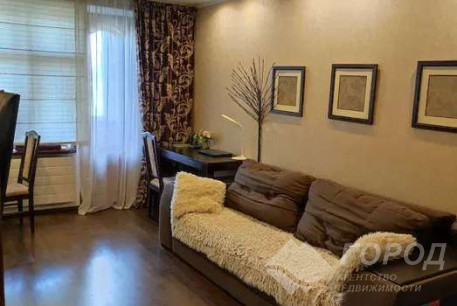 Продам 3-х кімнатну квартиру, Новые дома, Маршала Жукова метро (Дворец спорта), Код: 805966/1