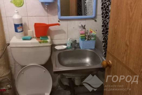 Сдам гостинку, ХТЗ, Пролетарская метро (Индустриальная), Код: 806017/1