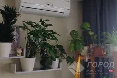 Продам гостинку, Основа, Код: 806038/1