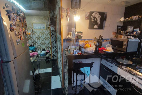 Продам 4-х кімнатну квартиру, Салтовка, 522 м/р, Код: 806071/1