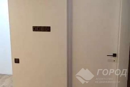 Продам 2-х кімнатну квартиру в новобудові, Центр, Код: 806086/1