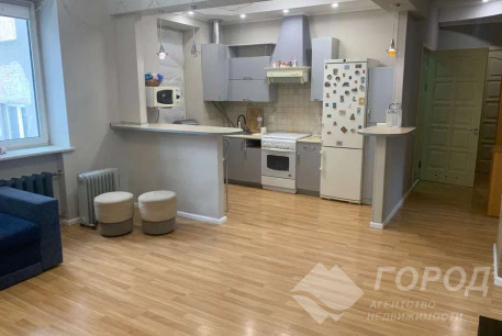 Сдам 3-х кімнатну квартиру, Центр, Код: 806094/1