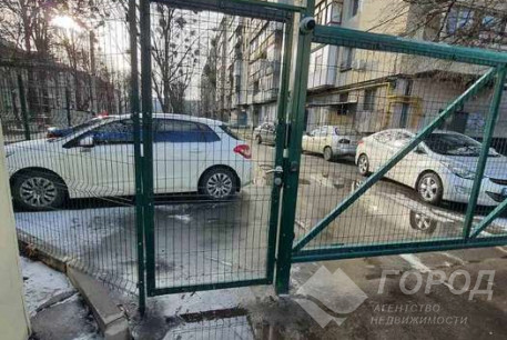 Продам 3-х кімнатну квартиру, Холодная Гора, Холодная Гора метро, Код: 806099/1