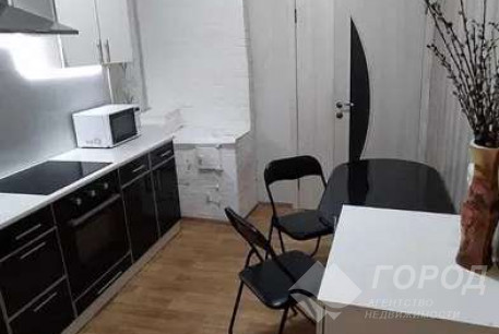 Продам 1-кімнатну квартиру, Центральный рынок, Южный вокзал метро, Код: 806108/1