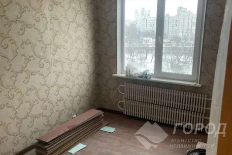 Продам 2-х кімнатну квартиру, Рогань, Код: 806109/1