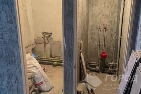 Продам 2-х кімнатну квартиру, Рогань, Код: 806109/1