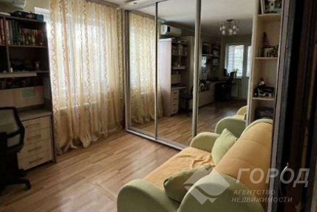 Продам 1-кімнатну квартиру, ХТЗ, Код: 806260/1