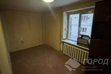 Продам 2-х кімнатну квартиру, Бавария, Круг 27 троллейбуса, Код: 806278/1
