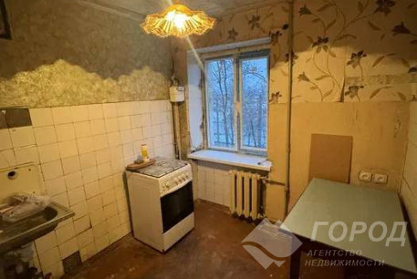 Продам 2-х кімнатну квартиру, Бавария, Круг 27 троллейбуса, Код: 806278/1