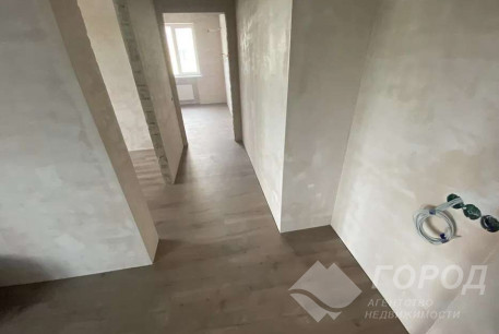 Продам 3-х кімнатну квартиру в новобудові, ХТЗ, ХТЗ метро, Код: 806280/1