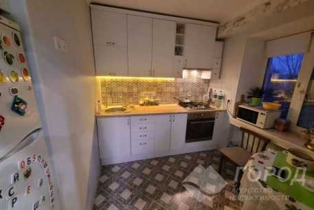 Продам 2-х кімнатну квартиру, ХТЗ, Пролетарская метро (Индустриальная), Код: 806347/1