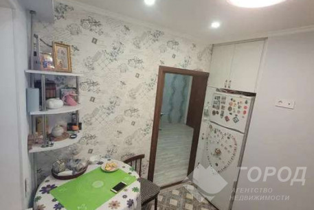 Продам 2-х кімнатну квартиру, ХТЗ, Пролетарская метро (Индустриальная), Код: 806347/1