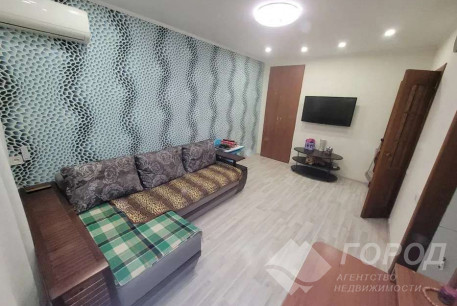 Продам 2-х кімнатну квартиру, ХТЗ, Пролетарская метро (Индустриальная), Код: 806347/1