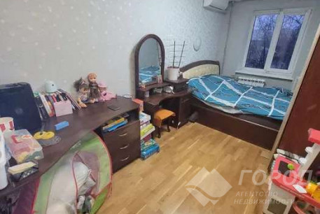 Продам 2-х кімнатну квартиру, ХТЗ, Пролетарская метро (Индустриальная), Код: 806347/1