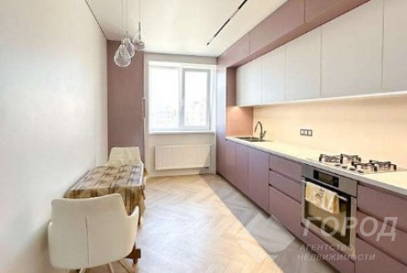 Продам 4-х кімнатну квартиру в новобудові, Центральный рынок, Центральный Рынок метро, Код: 806399/2