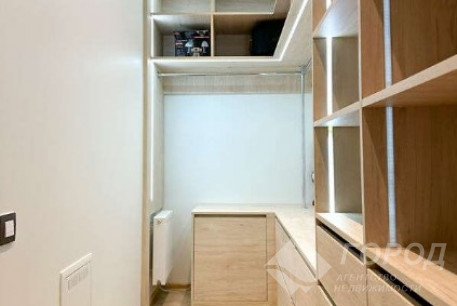 Продам 4-х кімнатну квартиру в новобудові, Центральный рынок, Центральный Рынок метро, Код: 806399/2