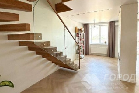 Продам 4-х кімнатну квартиру в новобудові, Центральный рынок, Центральный Рынок метро, Код: 806399/2