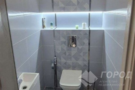 Продам 2-х кімнатну квартиру в новобудові, Центр, Код: 806399/3