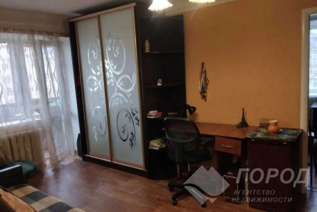 Продам 2-х кімнатну квартиру, Центр, Сумской рынок, Код: 806459/1