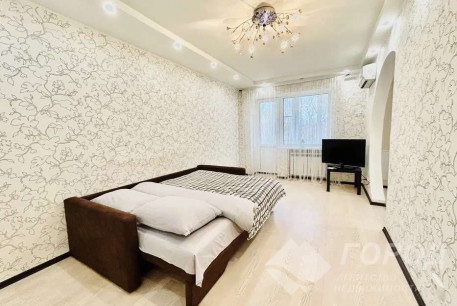 Продам 1-кімнатну квартиру, Жуковского, Код: 806461/1