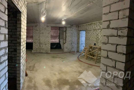 Продам 3-х кімнатну квартиру в новобудові, ХТЗ, ХТЗ метро, Код: 806464/1